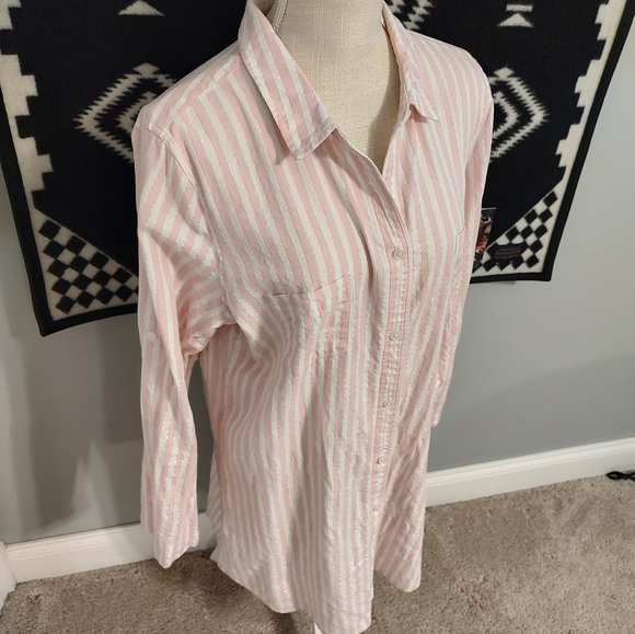 🩷 GUC Victoria's Secret Ladies Long Sleeve Button Front Nightgown, Baby Pink, L - Picture 3 of 12